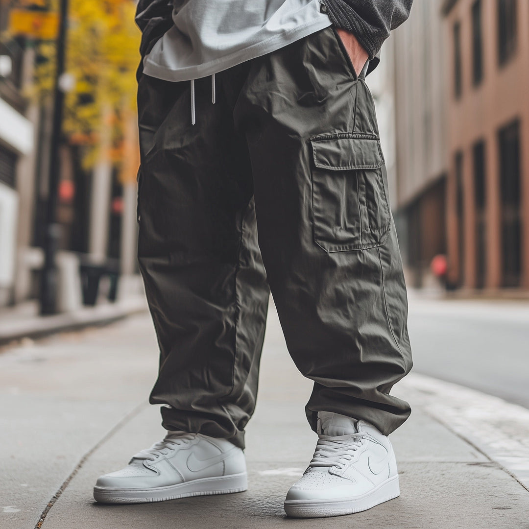 The Rise, Fall, and Resurgence of Baggy Pants in Streetwear Fashion